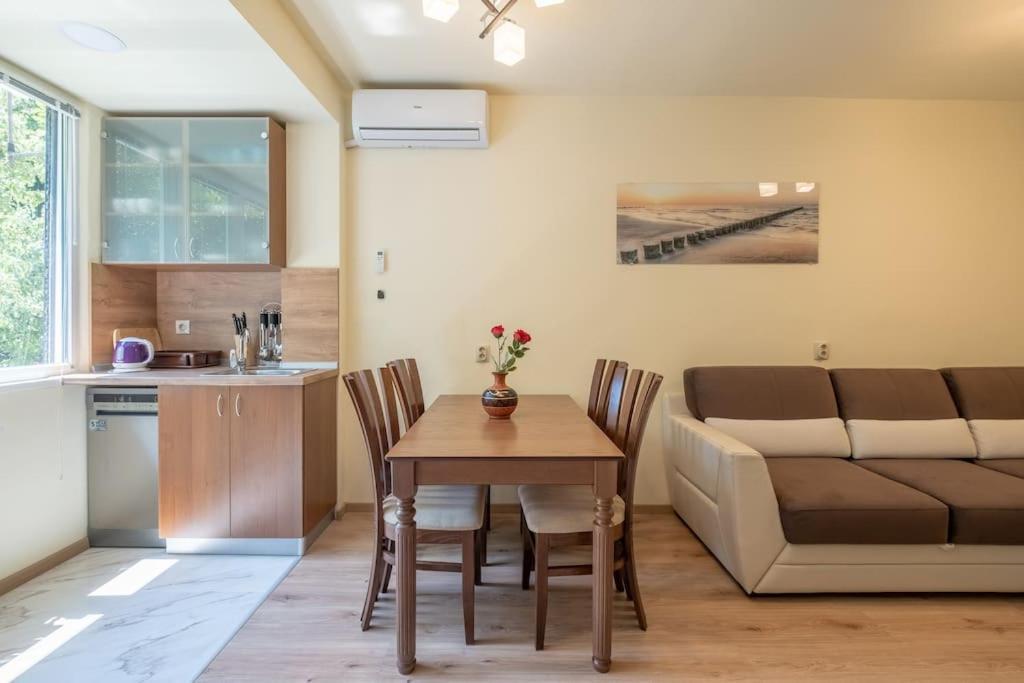 Location, Brand New 3 Bdrm & Free Parking *